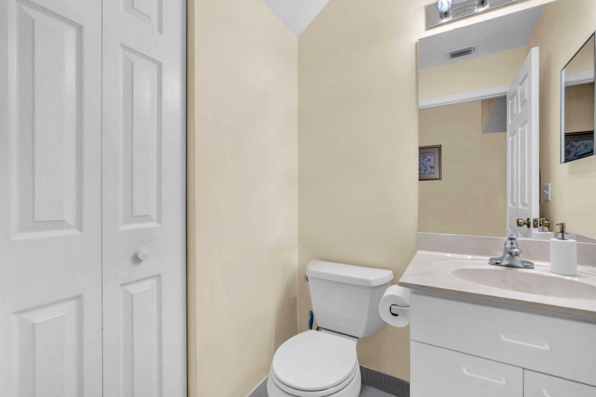 1109 Landings Boulevard, Greenacres, FL 33413 Photo