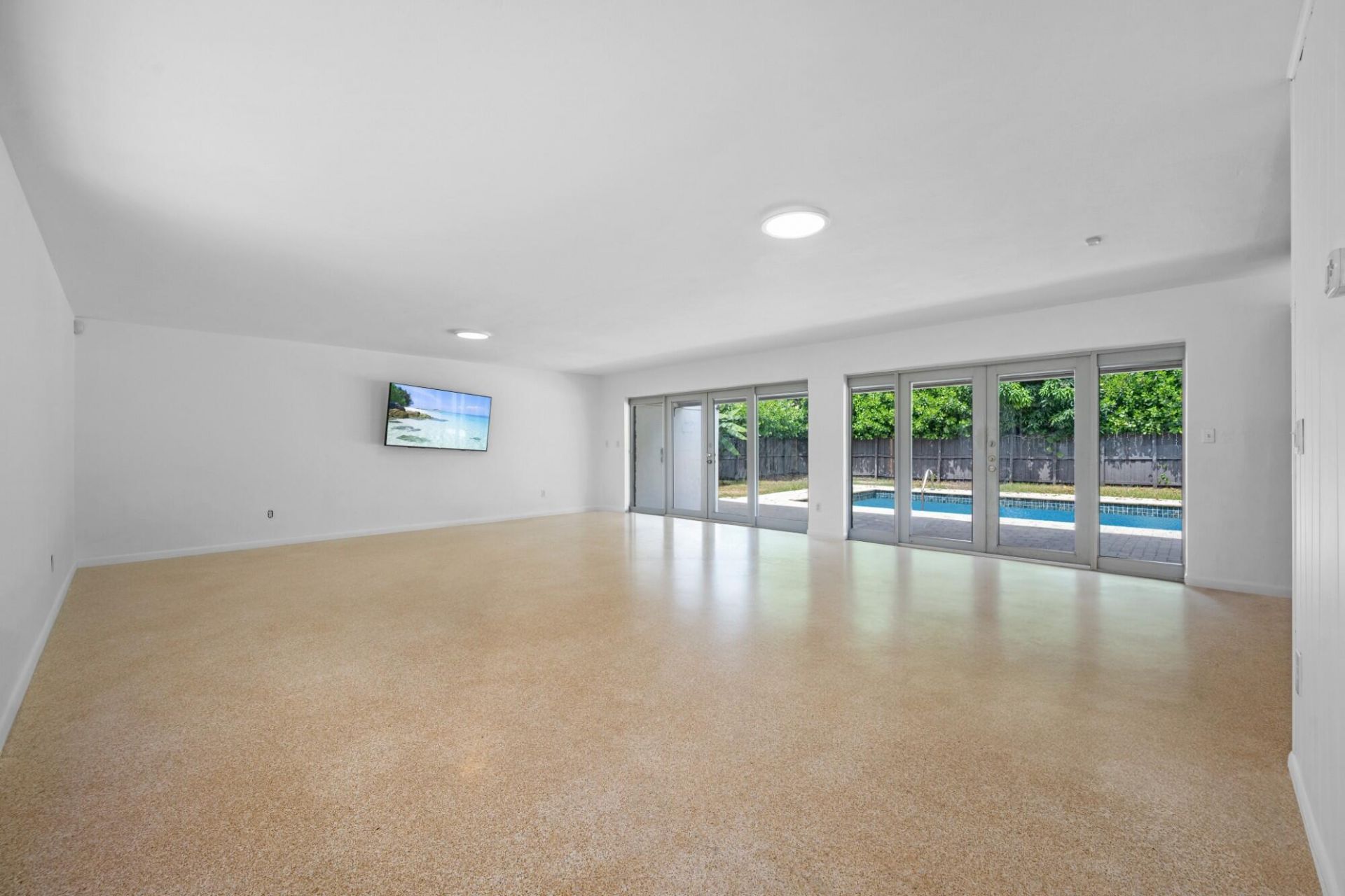 19711 NE 21st Court, Miami, FL 33179 Photo