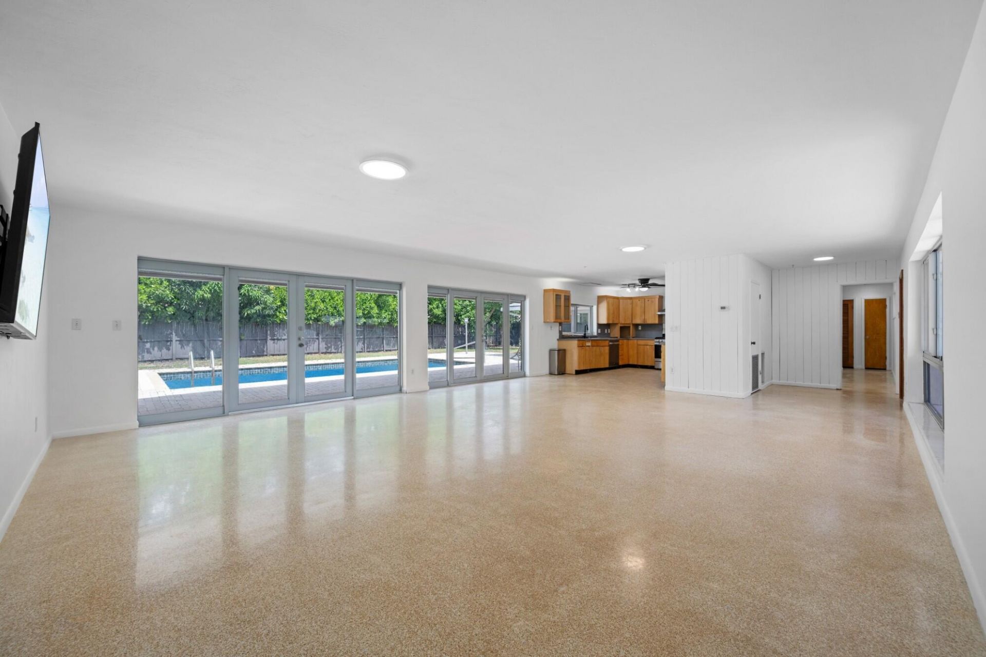 19711 NE 21st Court, Miami, FL 33179 Photo