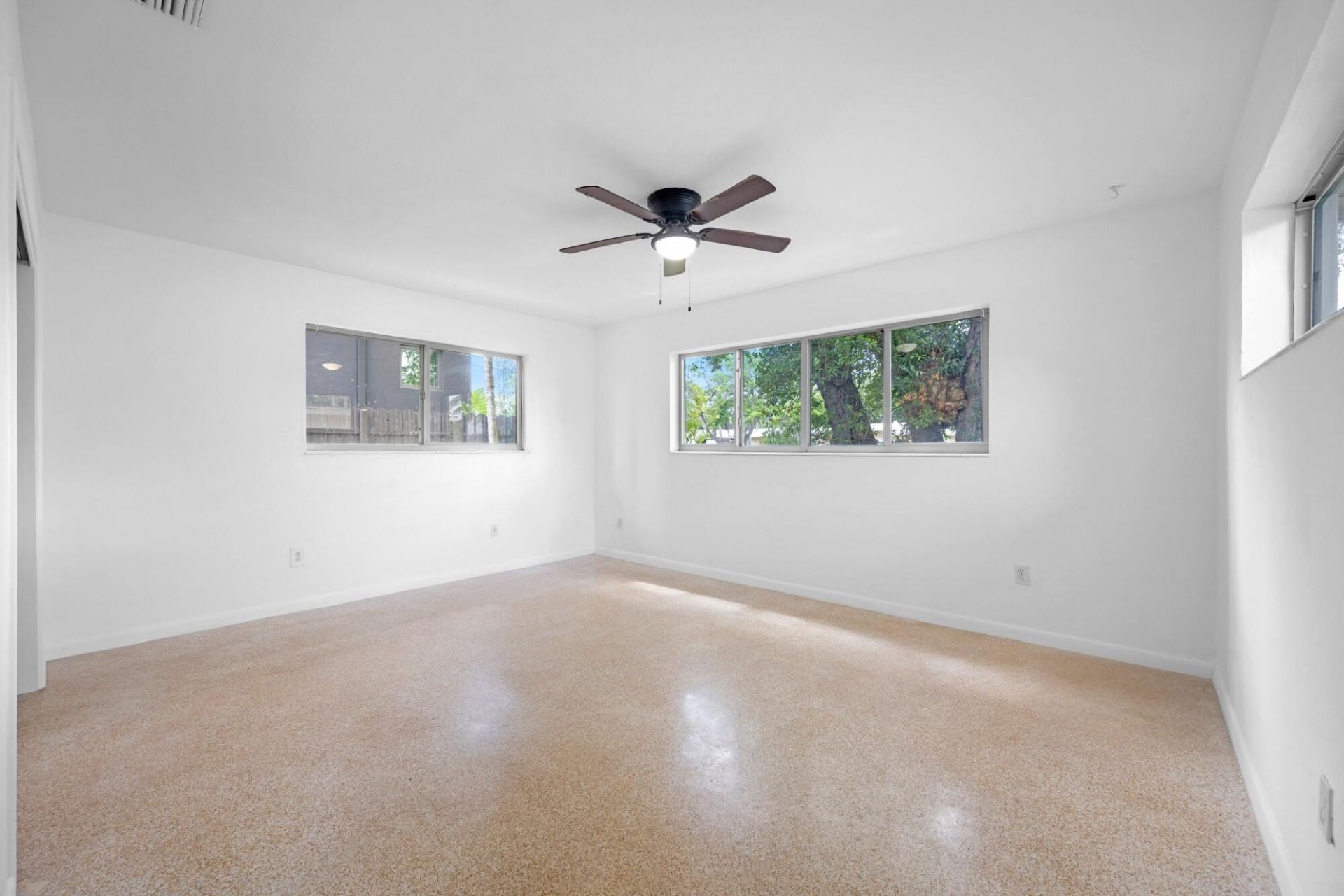 19711 NE 21st Court, Miami, FL 33179 Photo