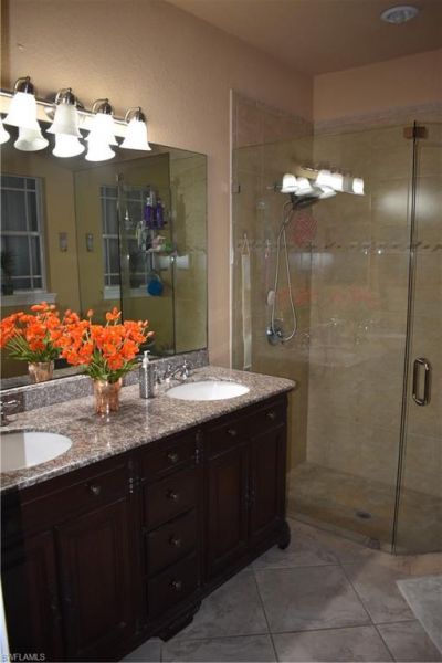 3670 8th Ave Se, Naples, FL 34117 Photo
