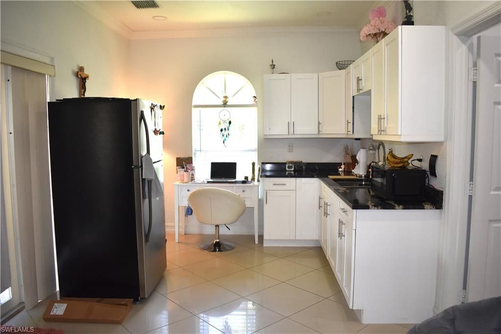 3670 8th Ave Se, Naples, FL 34117 Photo
