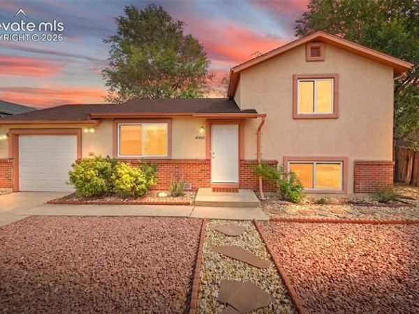 4960 Dover Drive, Colorado Springs, CO 80916