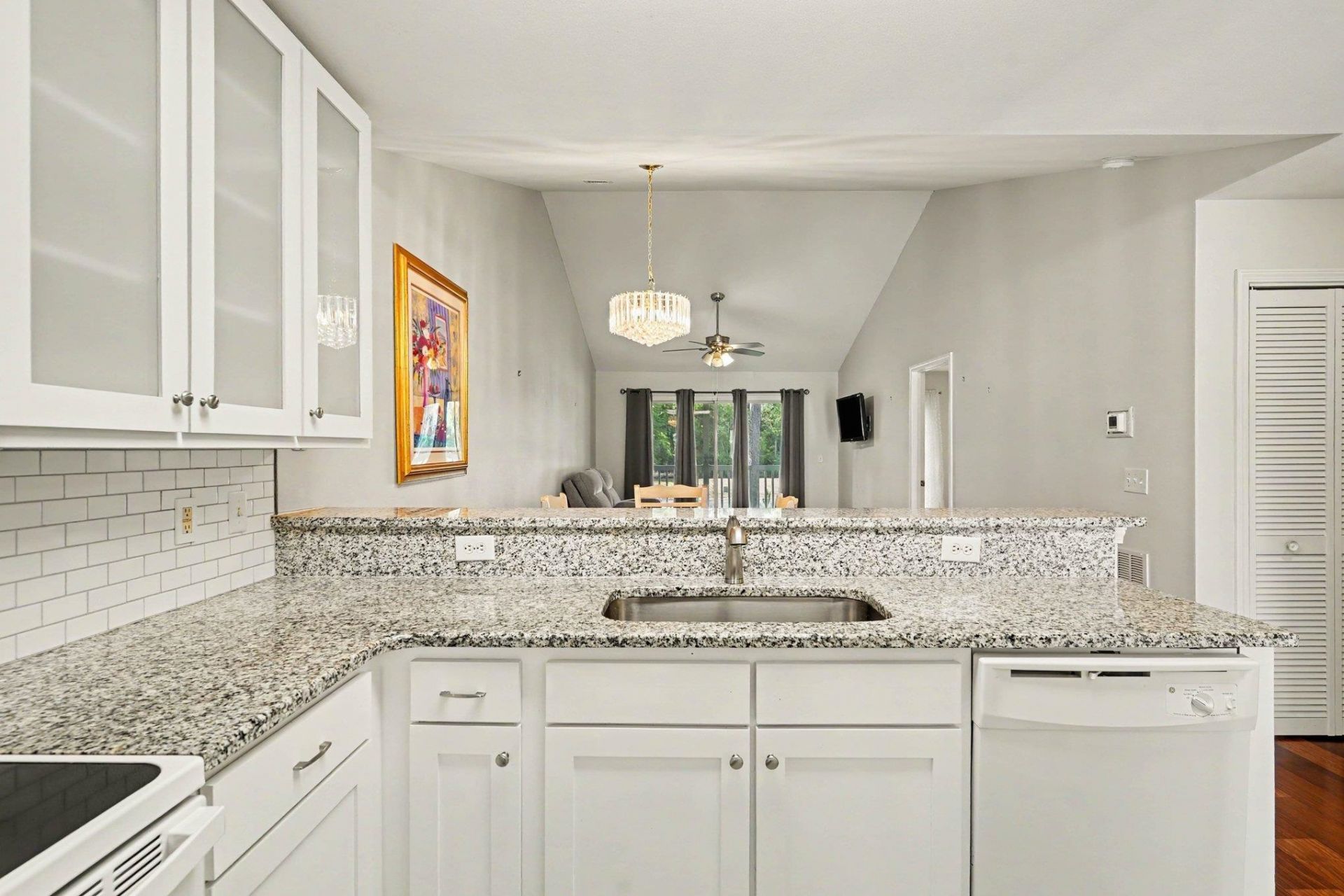 1250 River Oaks Dr.  Photo 11