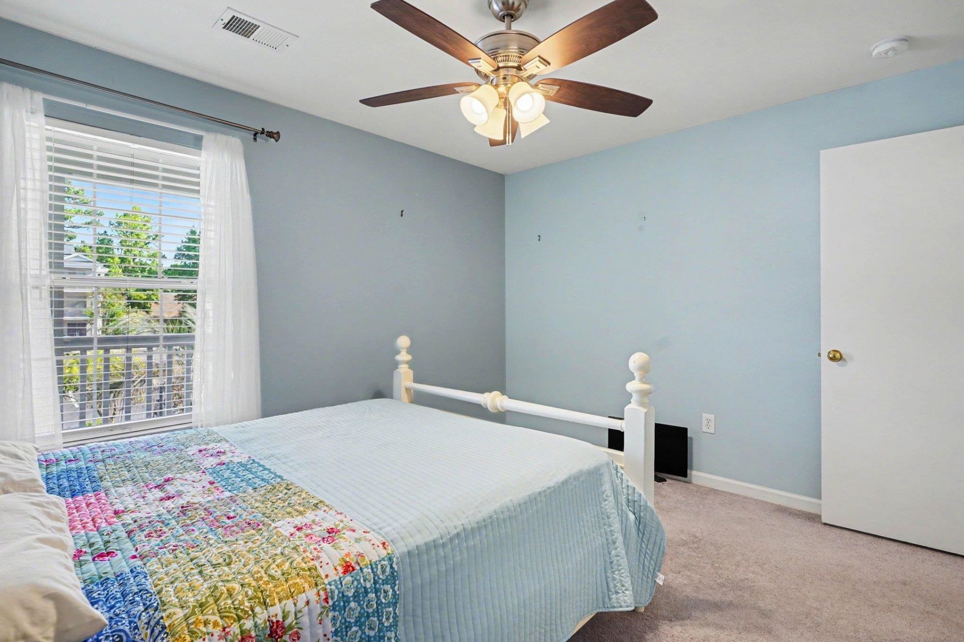 1250 River Oaks Dr.  Photo 17