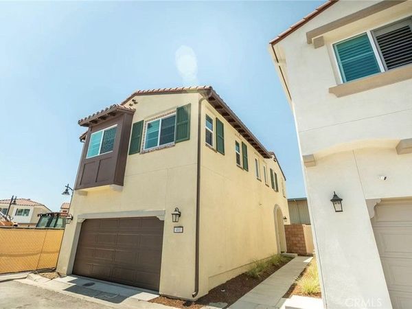 401 Verna St, Upland, CA 91786