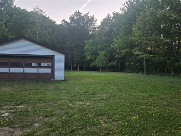 6194 Chestnut Ridge Road, Orchard Park, NY 14127