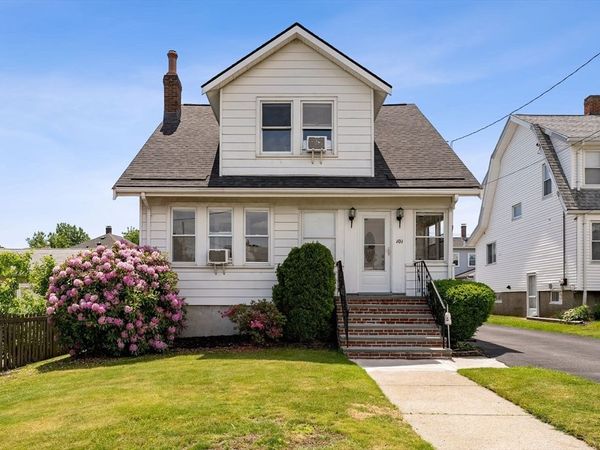 101 Bayfield Rd S, Quincy, MA 02171