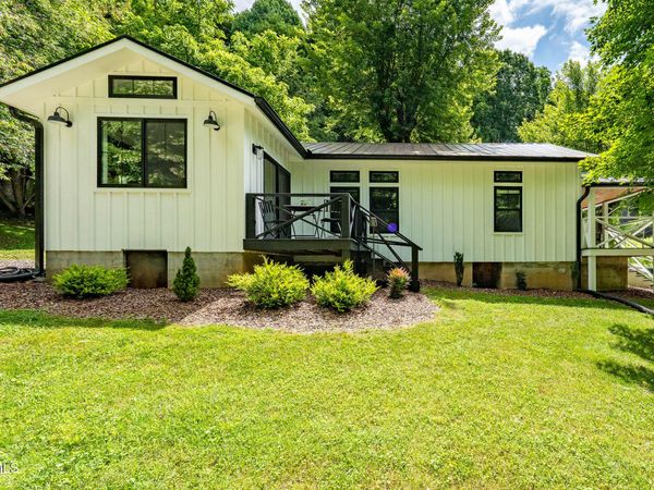 703 Pinecrest Street, Mountain City, TN 37683