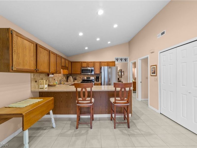176 Newport Drive, Painesville, OH 44077 Photo 12