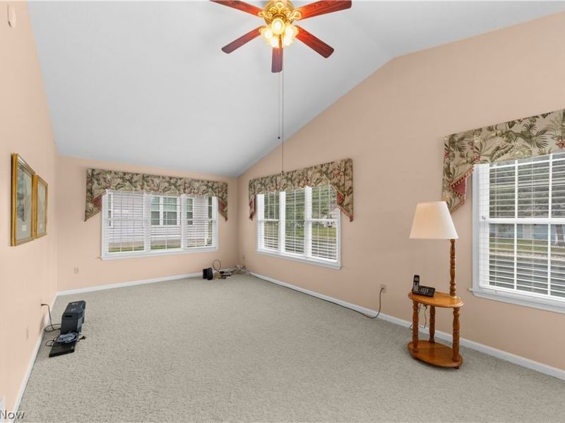 176 Newport Drive, Painesville, OH 44077 Photo 16