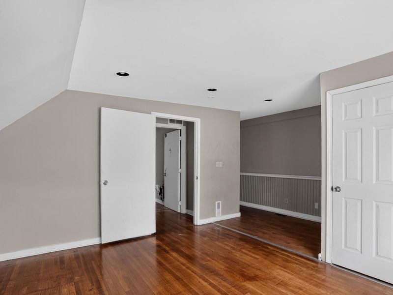 2388 Vendome Drive S, Columbus, OH 43219 Photo 13