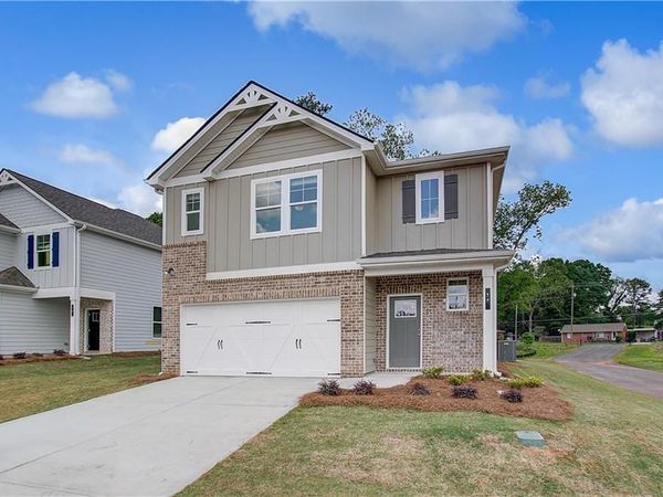 304 Abbotts Crossing Circle , Conyers, GA 30094