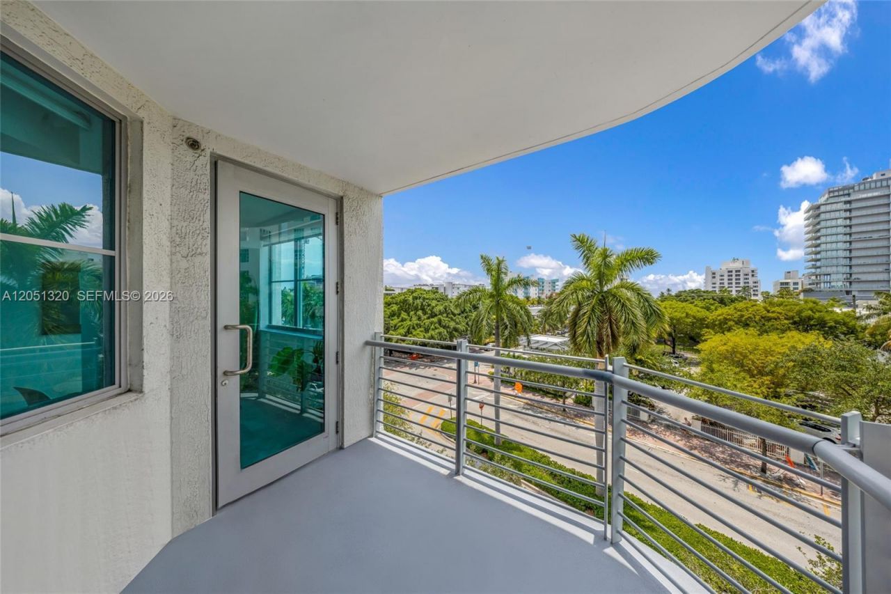 110 Washington Ave , Unit 2505, Miami Beach, FL 33139 Photo