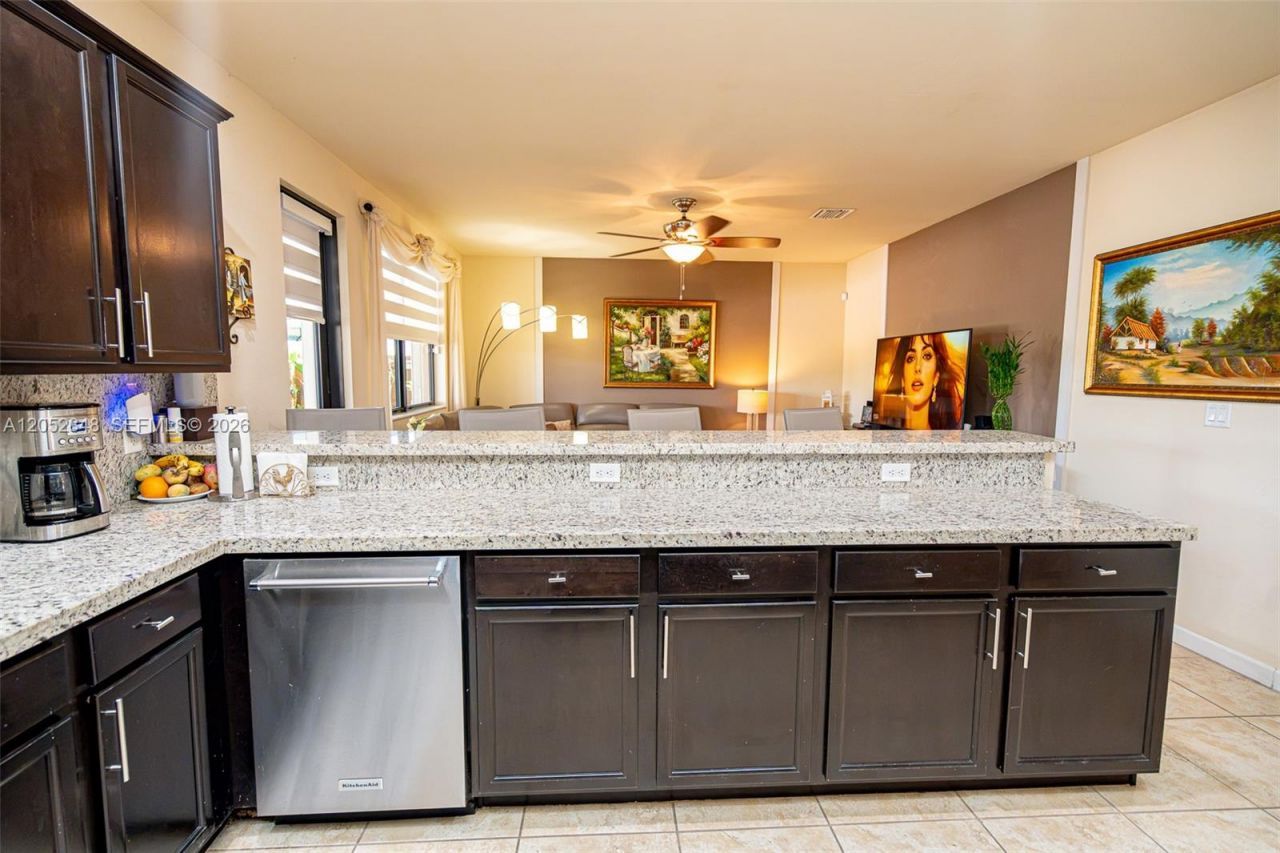 132 NE 26th Ave, Homestead, FL 33033 Photo