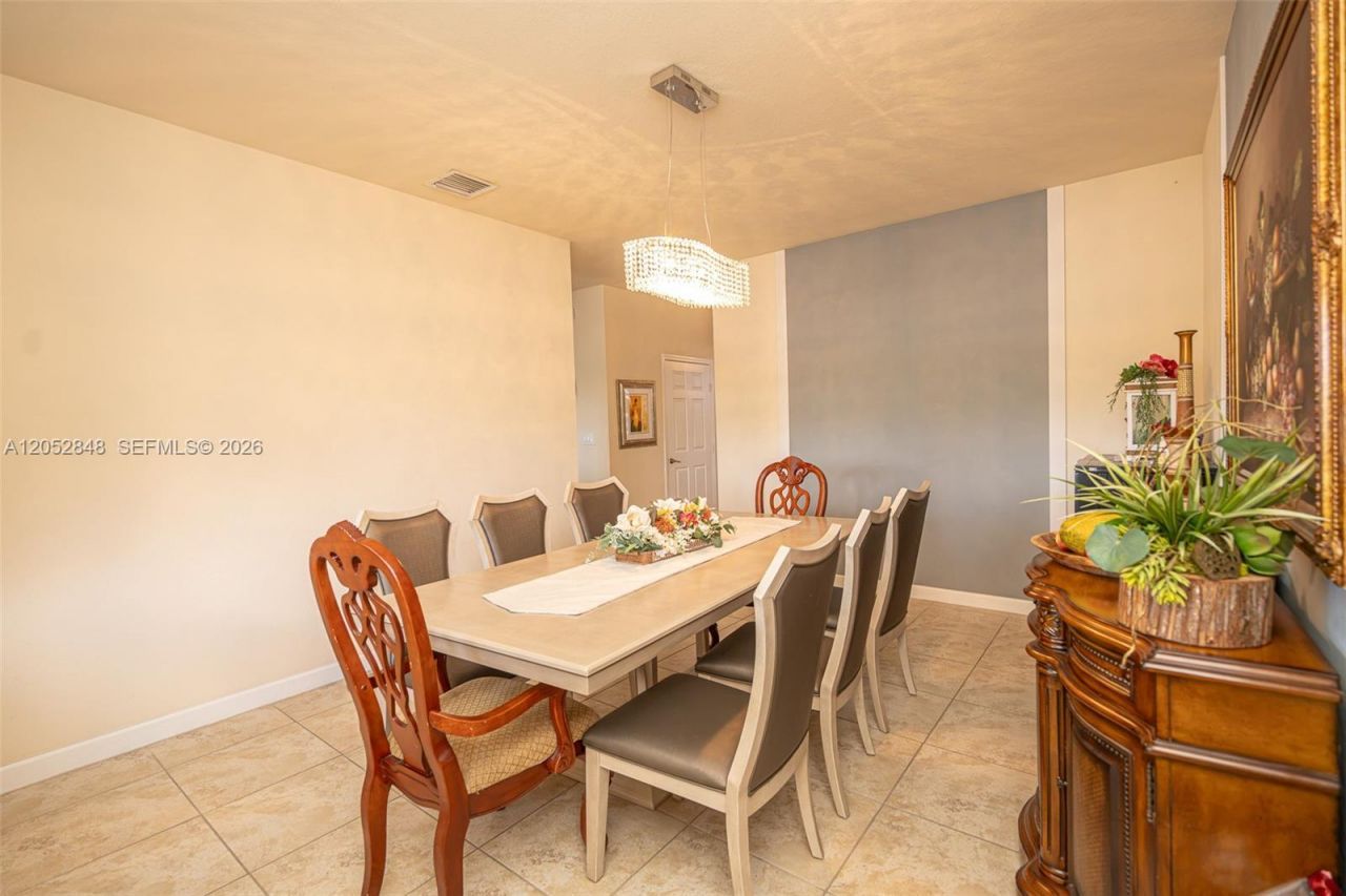 132 NE 26th Ave, Homestead, FL 33033 Photo