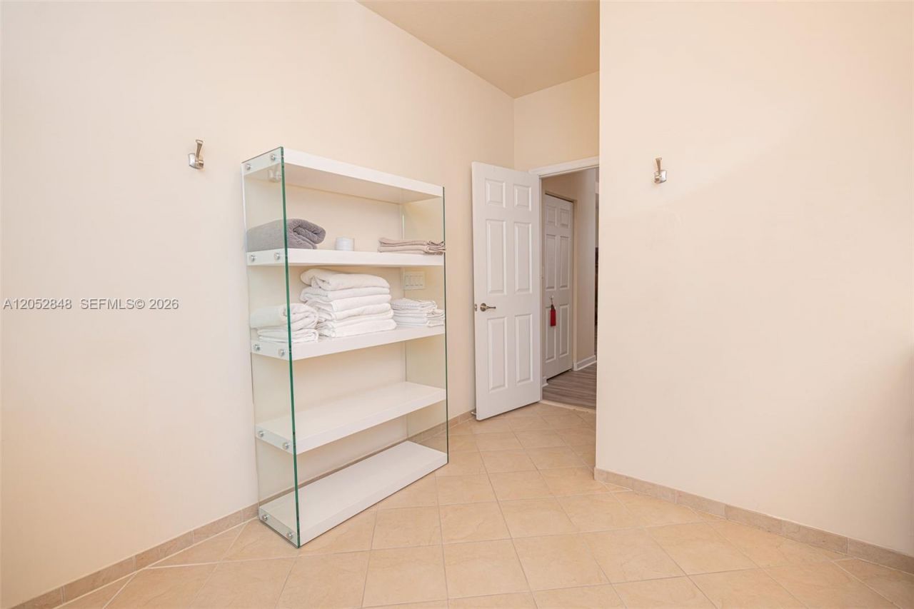132 NE 26th Ave, Homestead, FL 33033 Photo