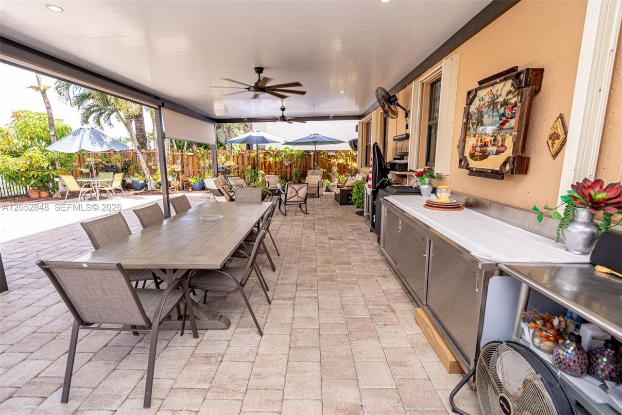 132 NE 26th Ave, Homestead, FL 33033 Photo
