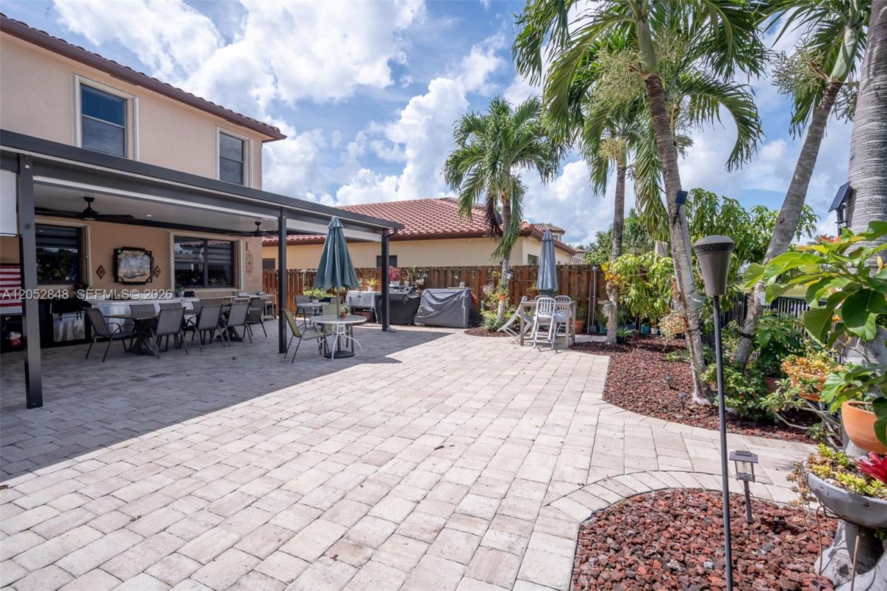 132 NE 26th Ave, Homestead, FL 33033 Photo