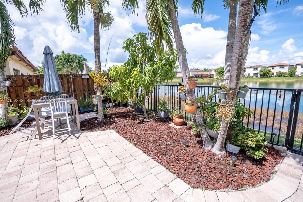 132 NE 26th Ave, Homestead, FL 33033 Photo