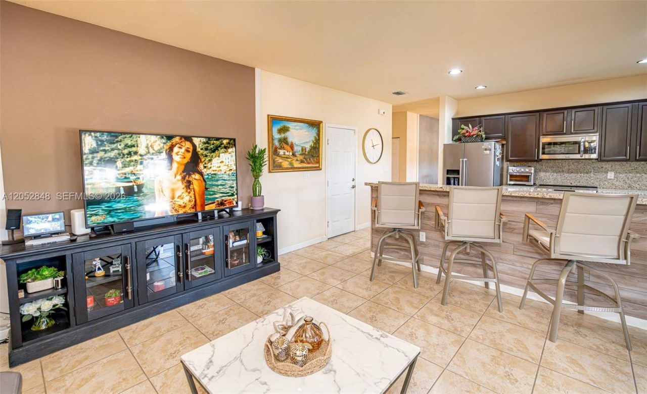 132 NE 26th Ave, Homestead, FL 33033 Photo