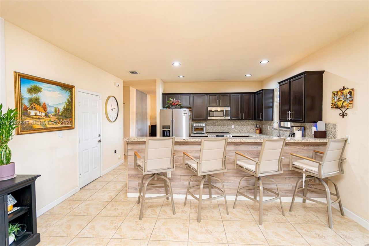 132 NE 26th Ave, Homestead, FL 33033 Photo