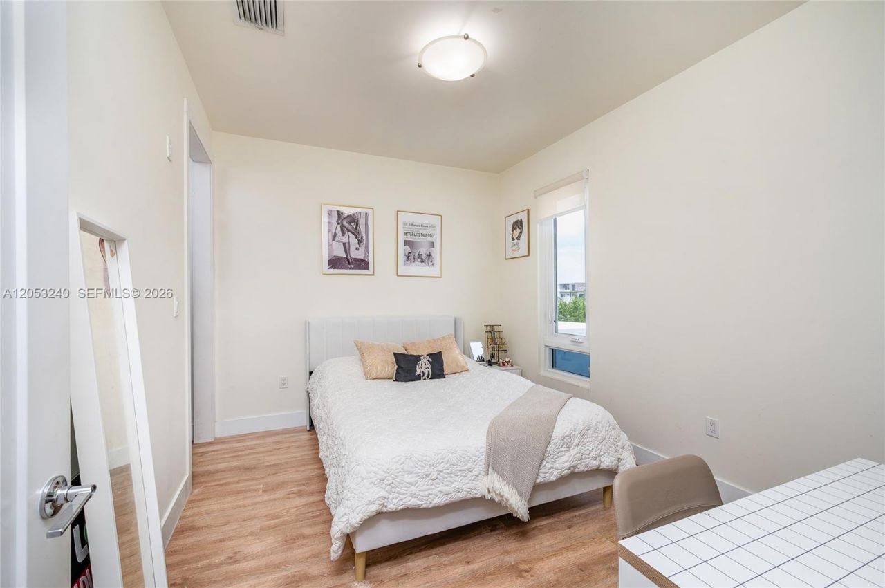 10265 NW 63rd Ter , Unit 204, Doral, FL 33178 Photo