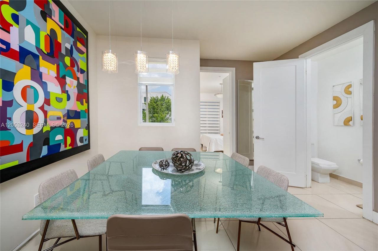 10265 NW 63rd Ter , Unit 204, Doral, FL 33178 Photo