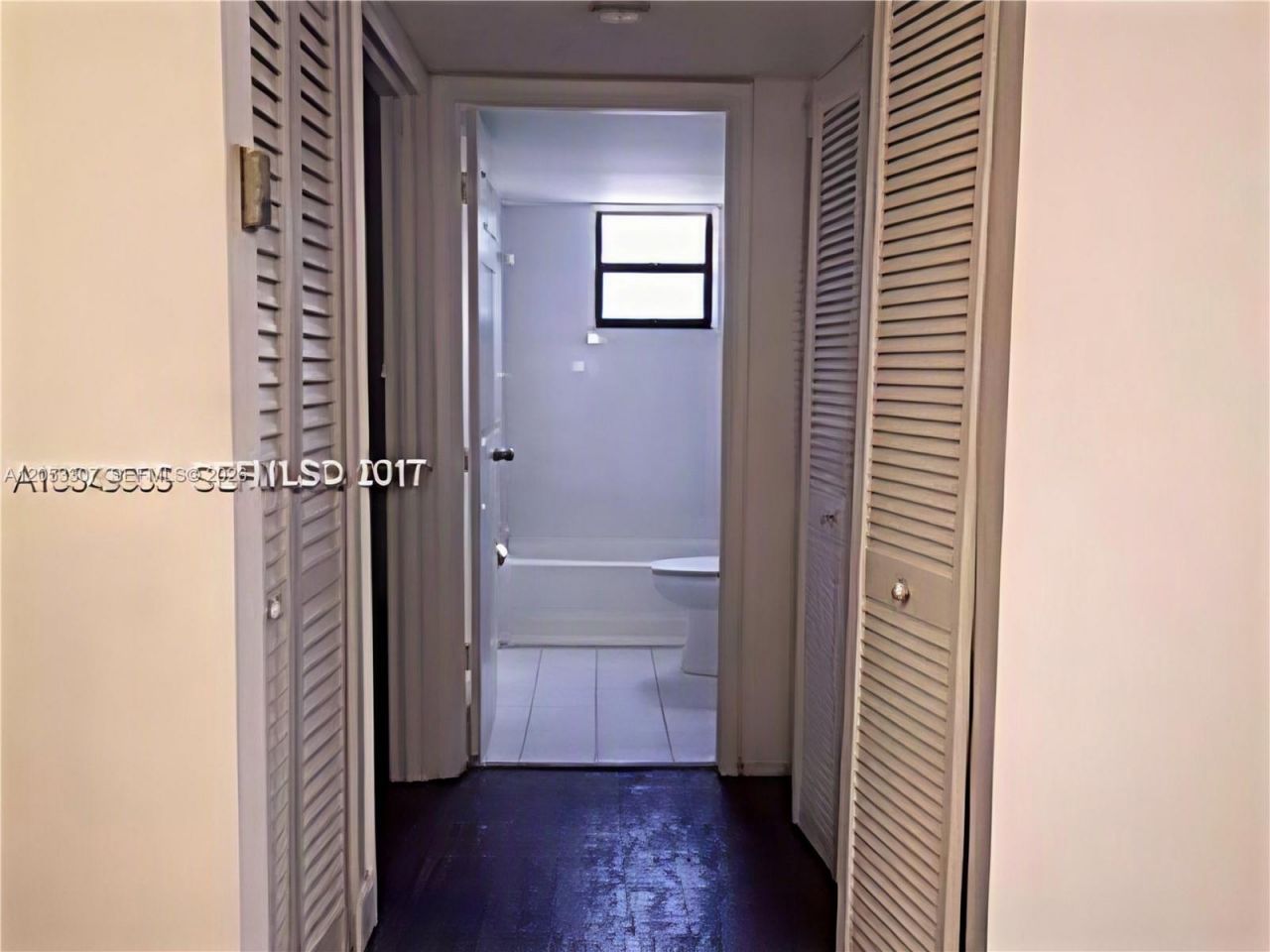 8185 NW 7th St., Unit 101, Miami, FL 33126 Photo