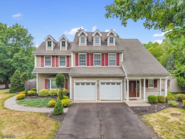 220 Lindsay Ct, Branchburg, NJ 08876