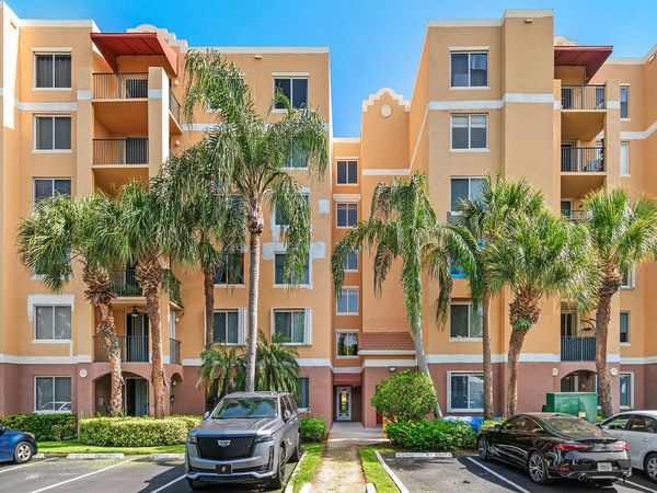 1000 Scotia Drive, Unit 102, Hypoluxo, FL 33462