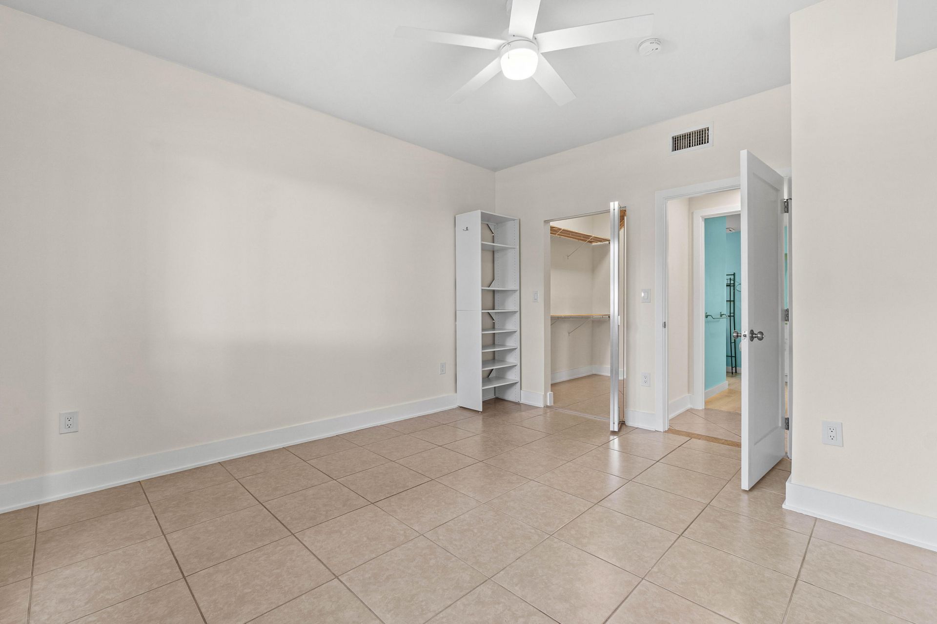 1000 Scotia Drive, Unit 102, Hypoluxo, FL 33462 Photo