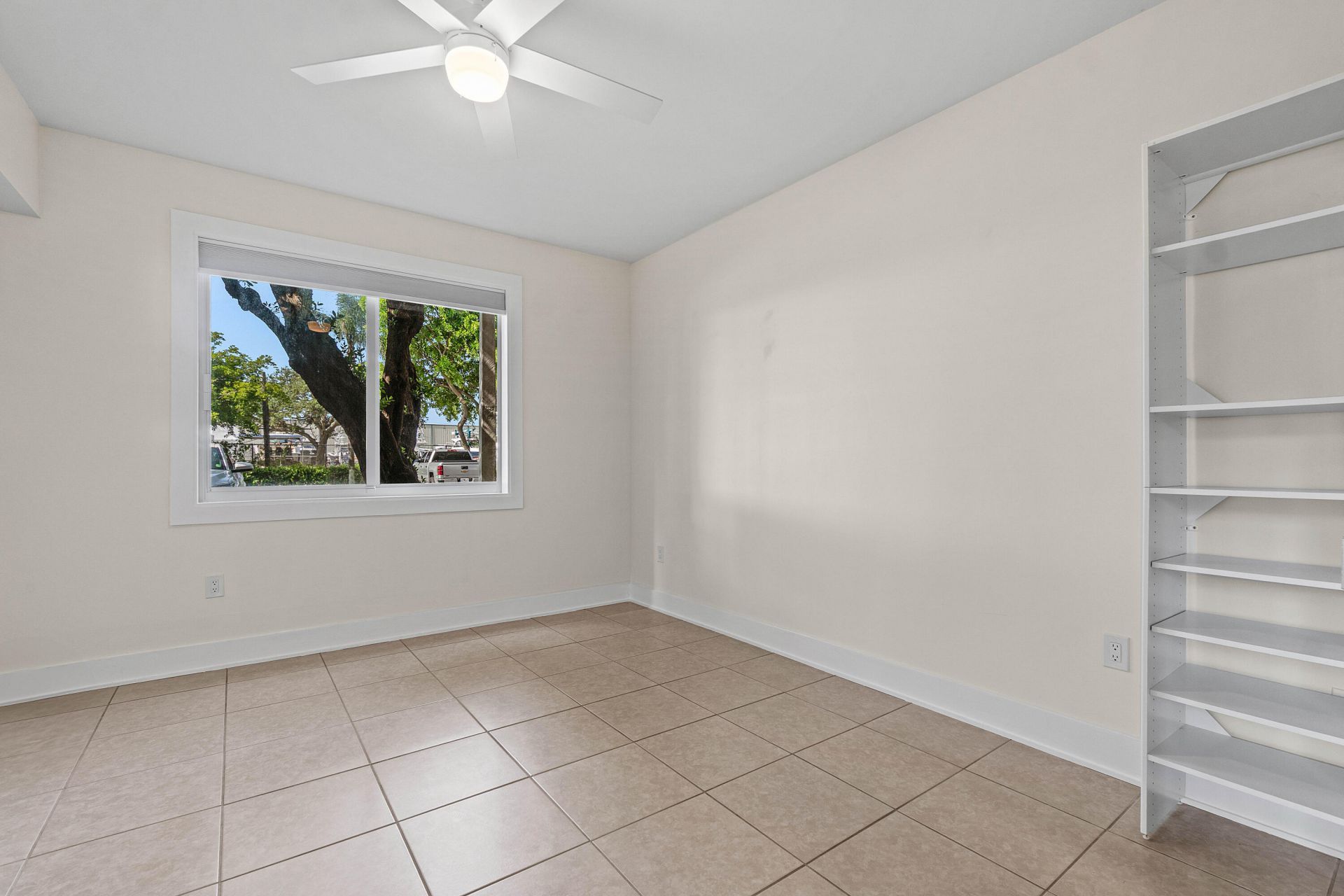 1000 Scotia Drive, Unit 102, Hypoluxo, FL 33462 Photo