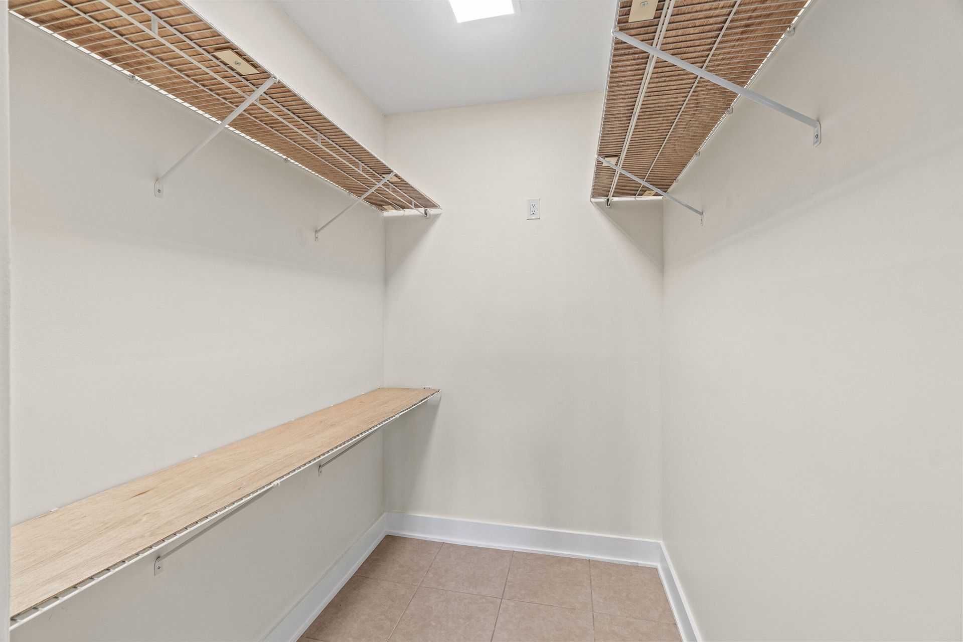 1000 Scotia Drive, Unit 102, Hypoluxo, FL 33462 Photo