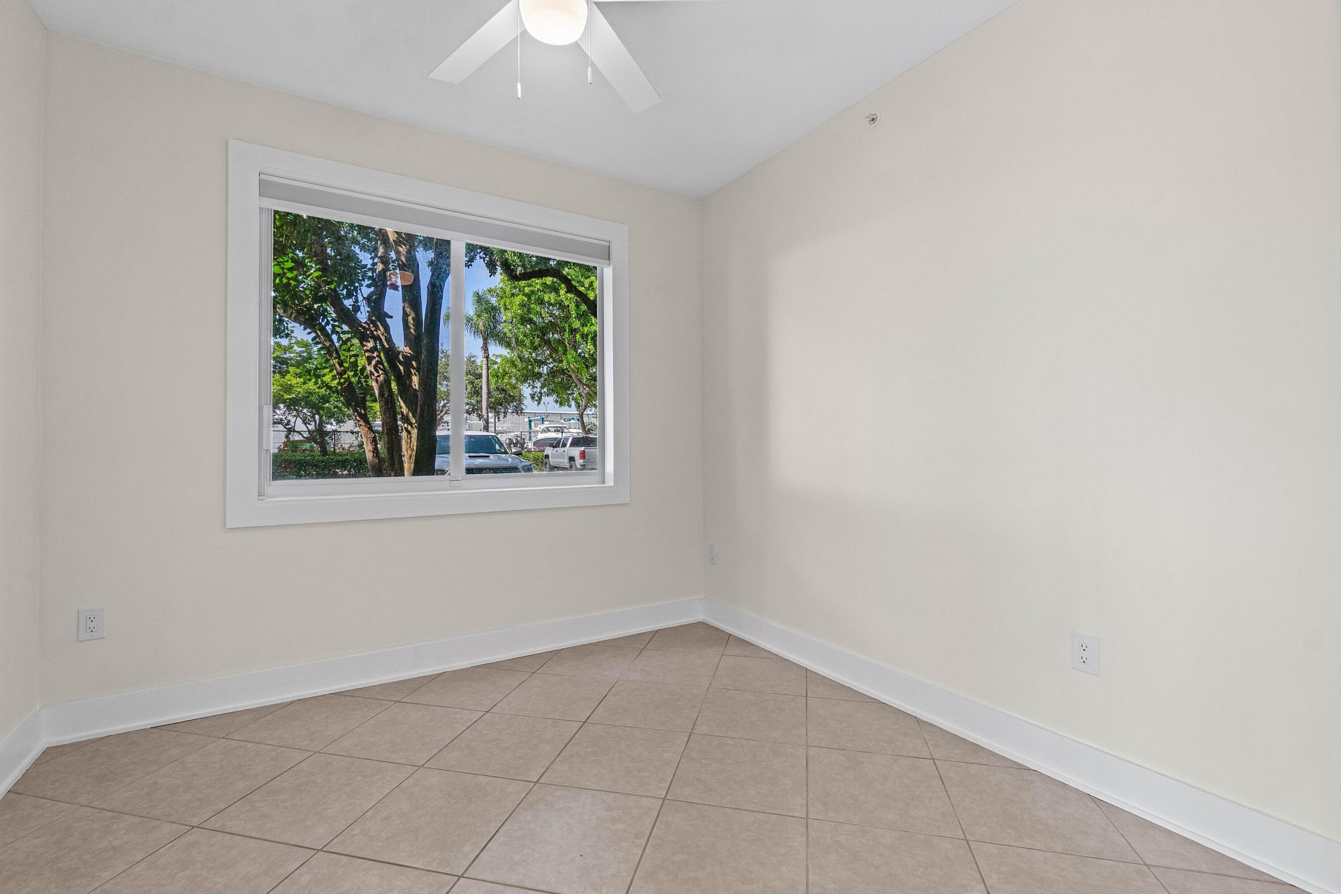 1000 Scotia Drive, Unit 102, Hypoluxo, FL 33462 Photo