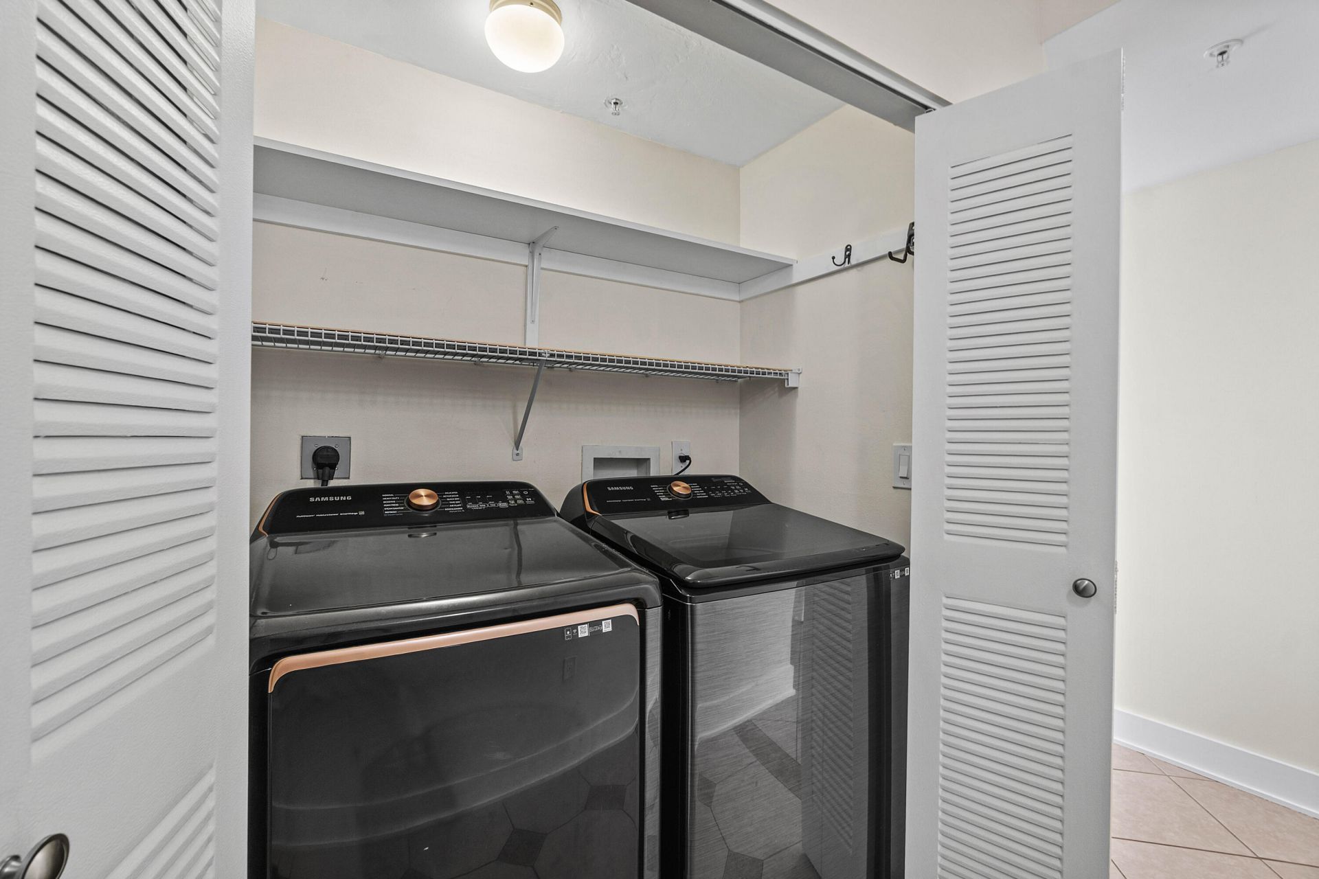 1000 Scotia Drive, Unit 102, Hypoluxo, FL 33462 Photo