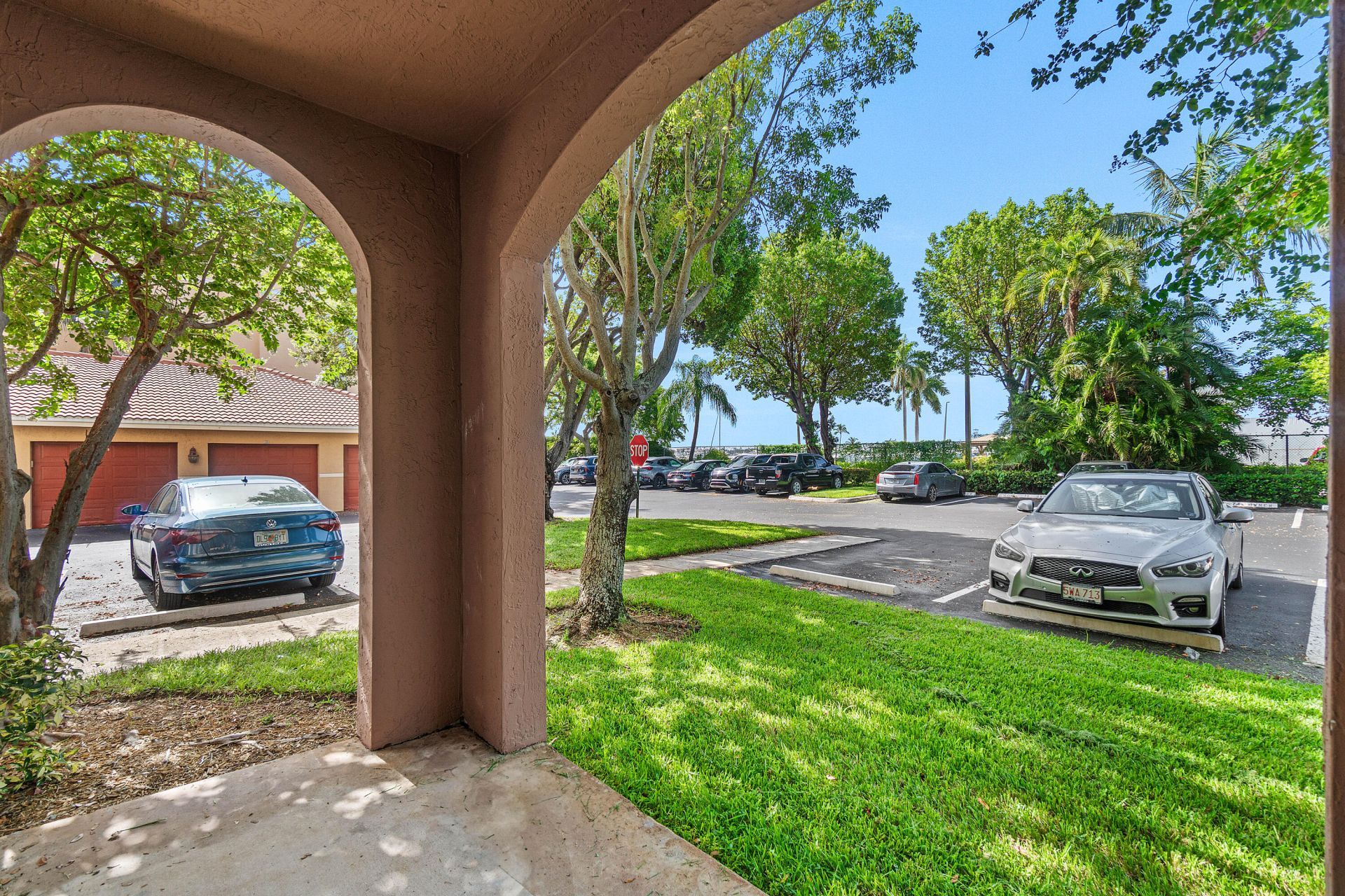 1000 Scotia Drive, Unit 102, Hypoluxo, FL 33462 Photo