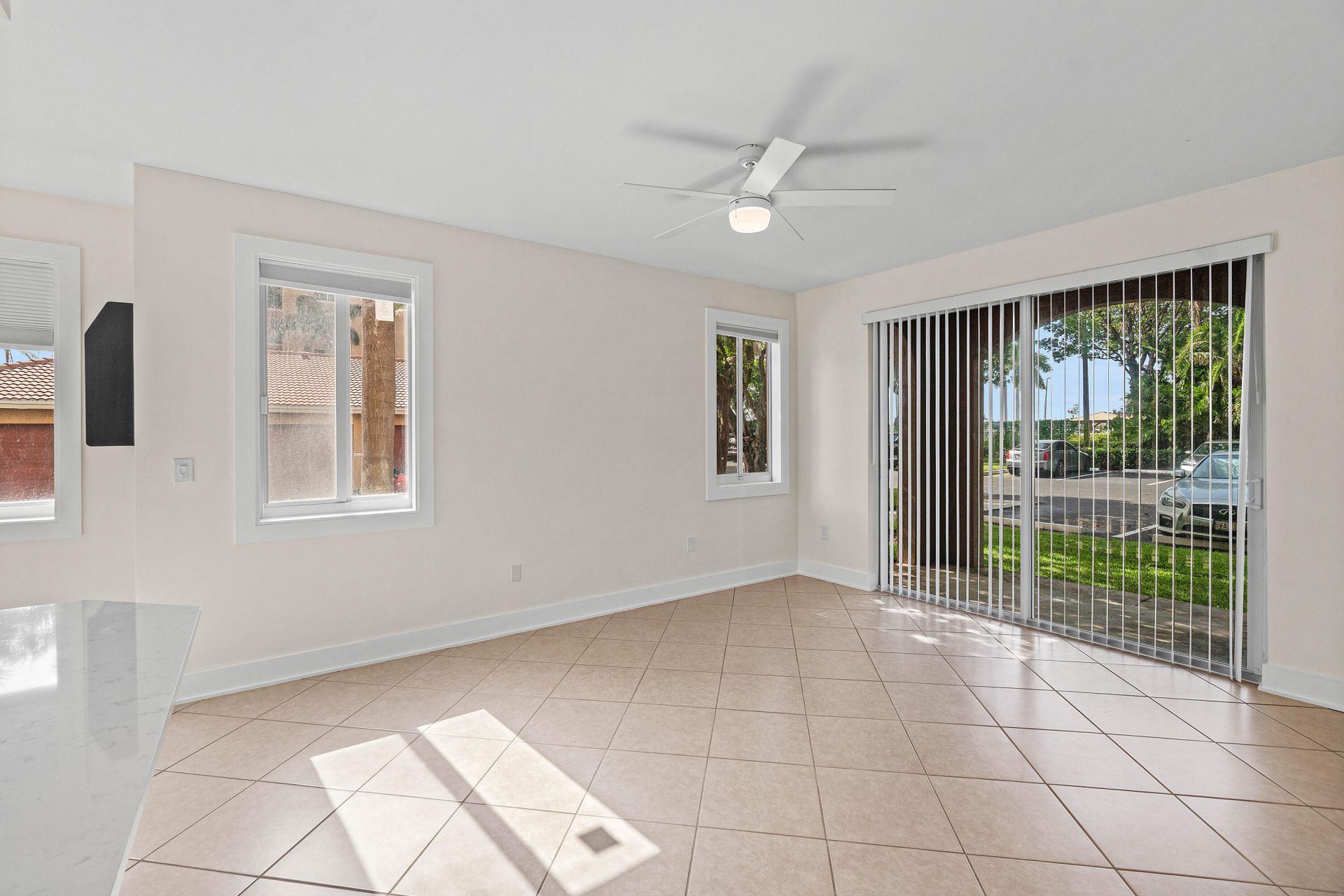 1000 Scotia Drive, Unit 102, Hypoluxo, FL 33462 Photo