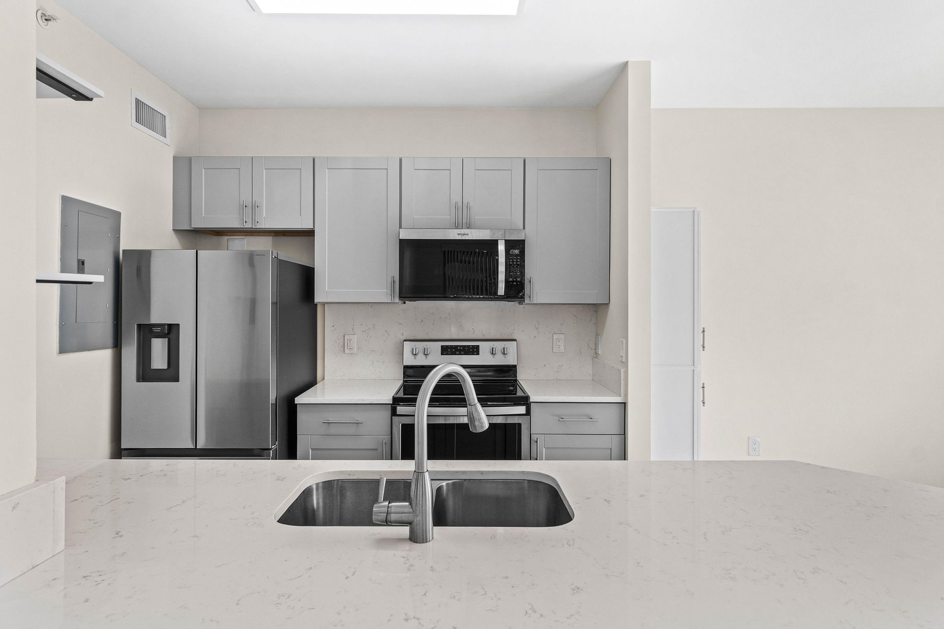1000 Scotia Drive, Unit 102, Hypoluxo, FL 33462 Photo