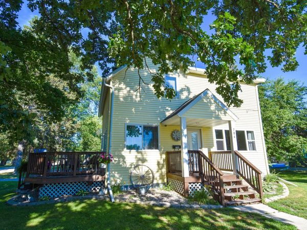 704 Tindolph Avenue S, Thief River Falls, MN 56701