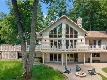 8882 Interlachen Road, Lake Shore, MN 56468