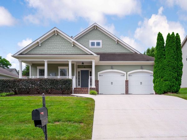 7549 Hampstead Hall Drive, Ooltewah, TN 37363