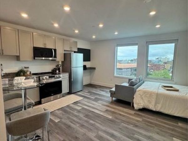 585 Essex St, Unit 517, Lynn, MA 01901