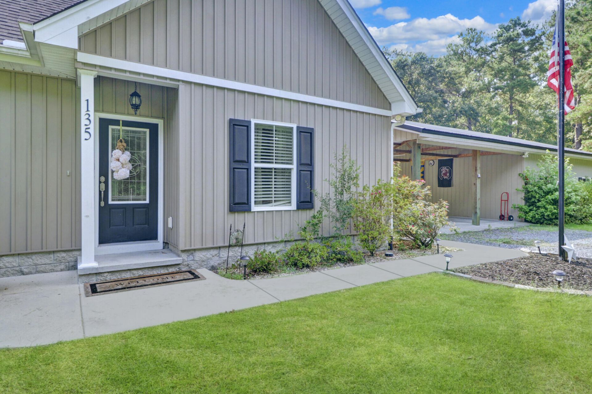 135 Gilleys Court Photo 34