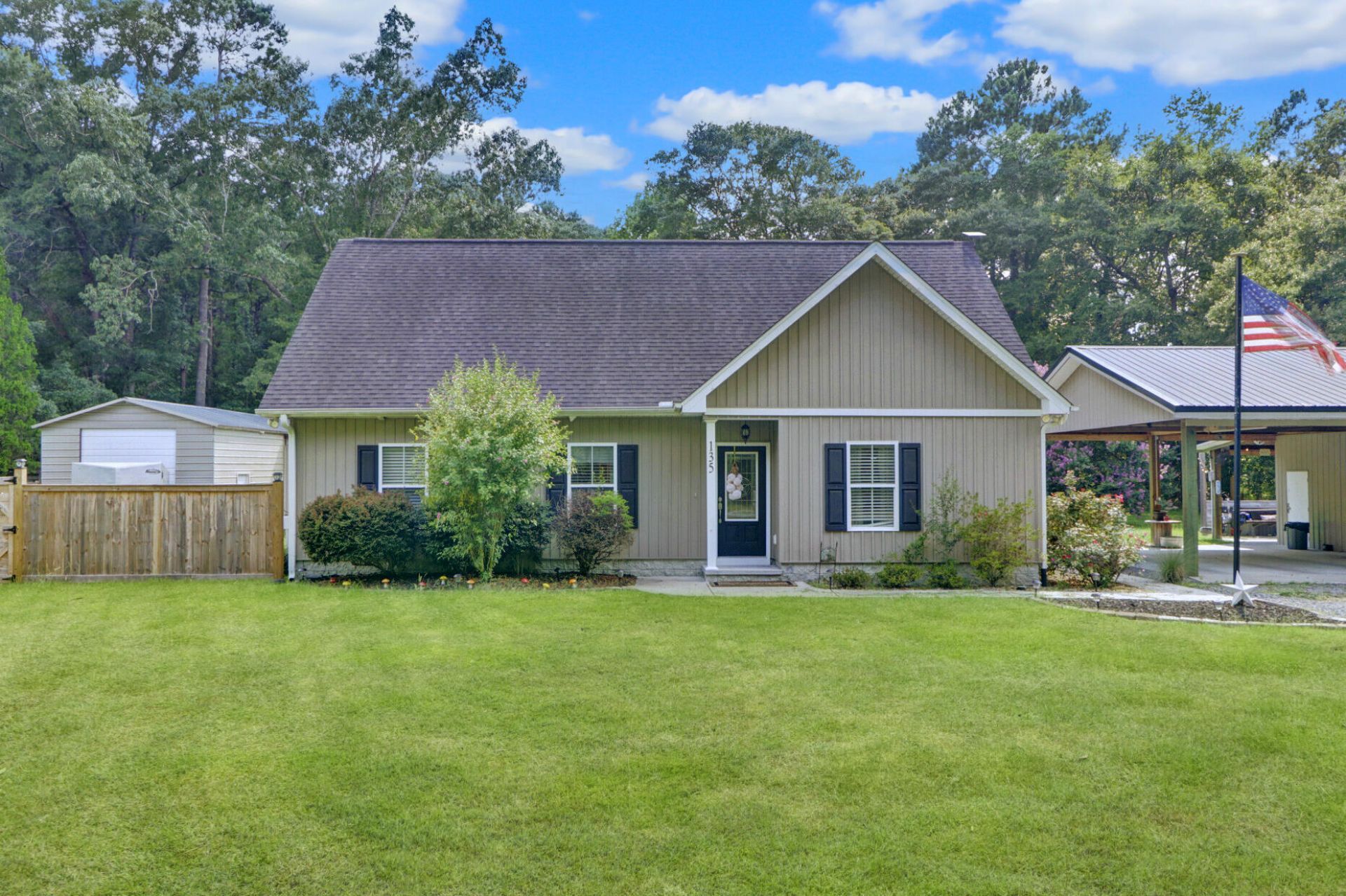 135 Gilleys Court Photo 35