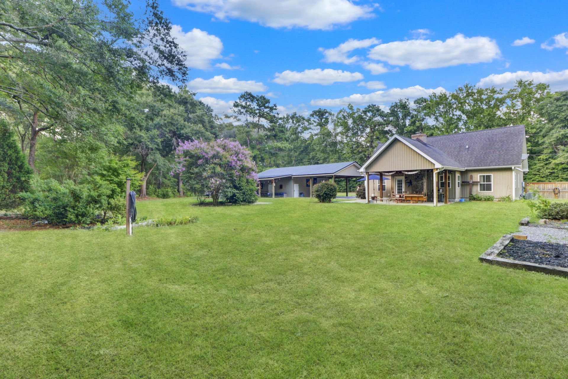 135 Gilleys Court Photo 39
