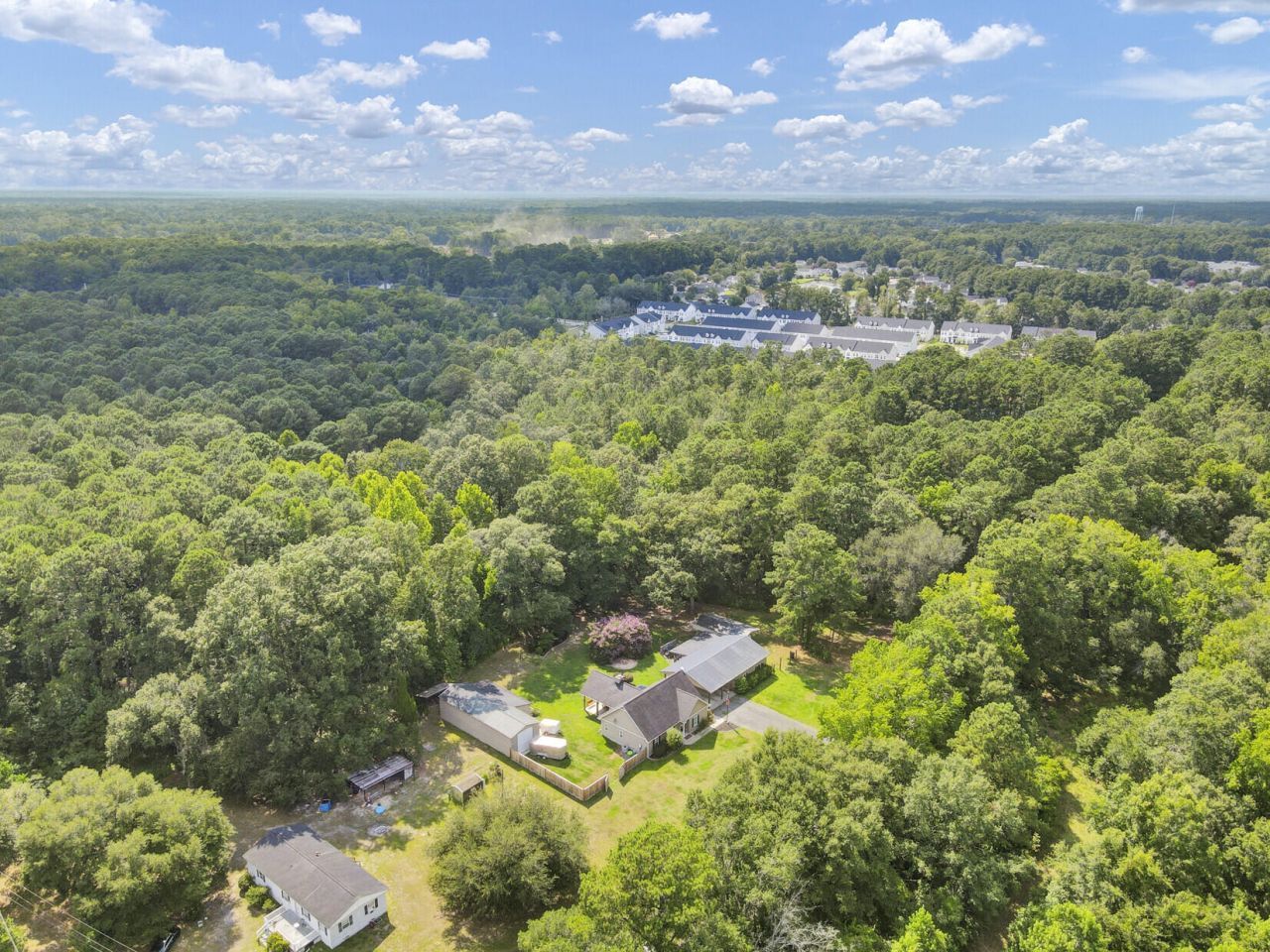 135 Gilleys Court Photo 48