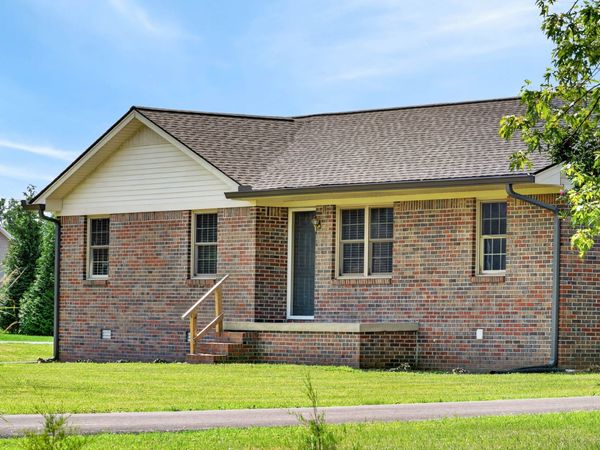 117 Kay Cir , Lafayette, TN 37083