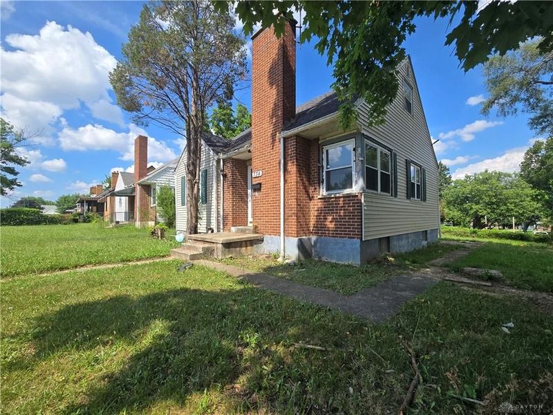 734 Elmhurst Road, Dayton, OH 45417 Photo 2