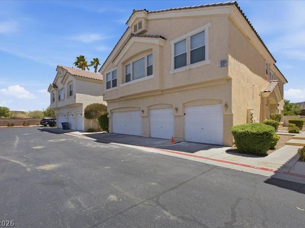 1667 Lefty Garcia Way, Henderson, NV 89002